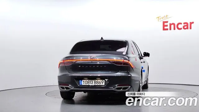 Hyundai Grandeur — Фото автомобиля 4