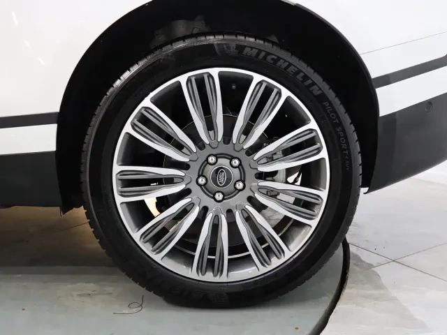 Land Rover Range Rover Velar — Фото автомобиля 10
