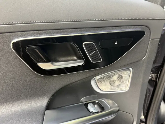 Mercedes-Benz C-Class — Фото автомобиля 24
