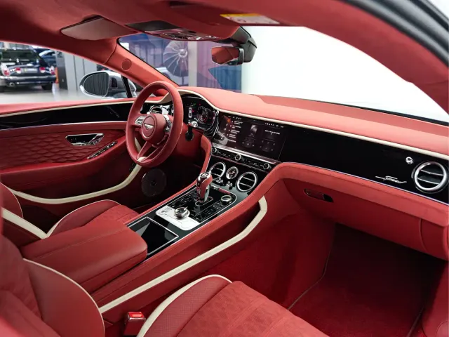 Bentley Continental Plug-in Hybrid — Фото автомобиля 12