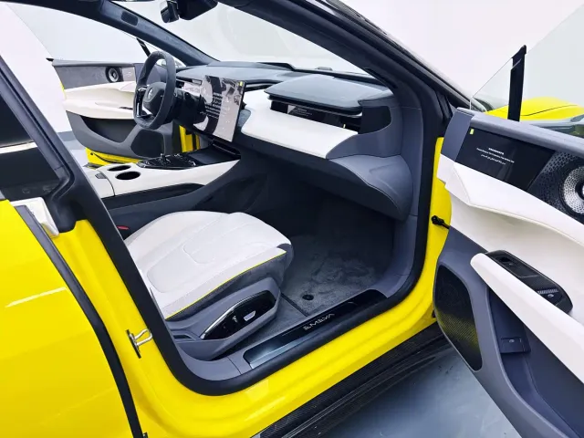 Lotus Emeya — Фото автомобиля 13