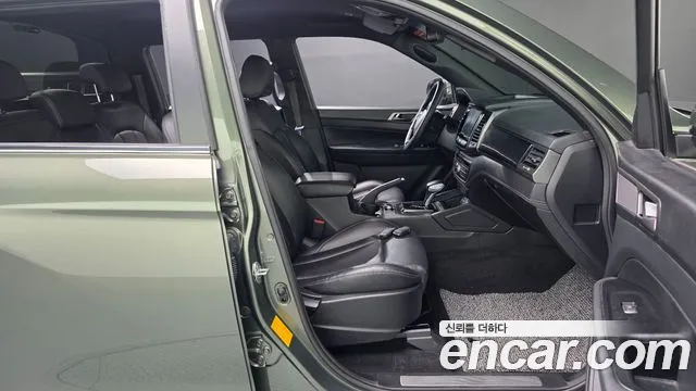 KG_Mobility_Ssangyong Rexton Новый Rexton Sport Дизель 2.2 4WD — Фото автомобиля 24