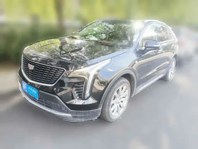 Фотография автомобиля — Cadillac XT4
