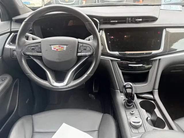 Cadillac XT6 — Фото автомобиля 10