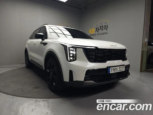 Kia Sorento Новый Sorento 4 поколение Бензин 2.5T 2WD — Фото автомобиля 3