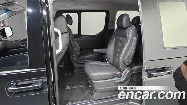Hyundai Staria Staria 4WD Lounge 9 мест — Фото автомобиля 25