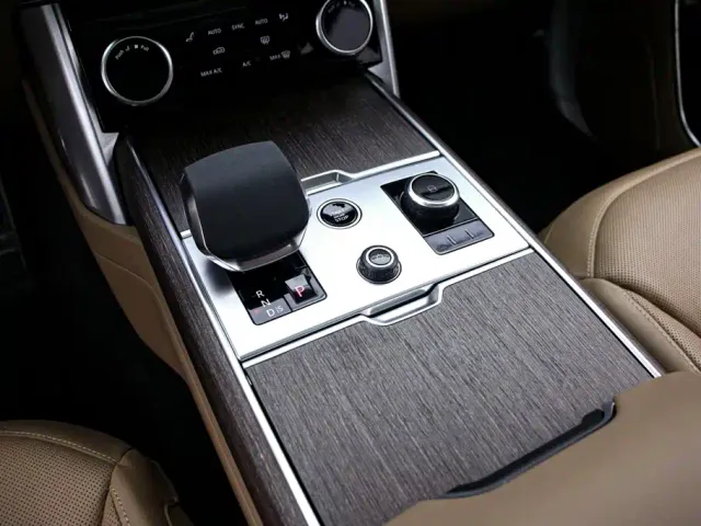 Land Rover Range Rover — Фото автомобиля 10