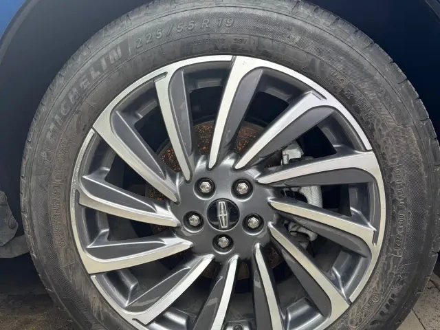 Lincoln Corsair — Фото автомобиля 10