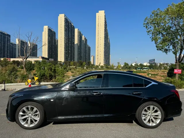 Cadillac CT5 — Фото автомобиля 3