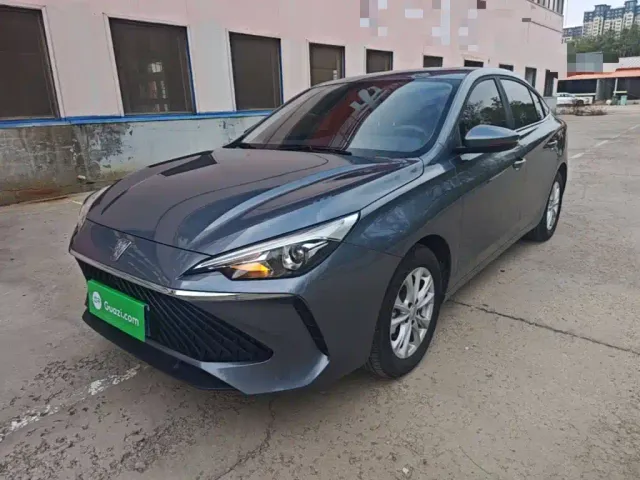 Фотография автомобиля — Roewe i5
