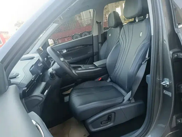 Geely Galaxy E5 — Фото автомобиля 14