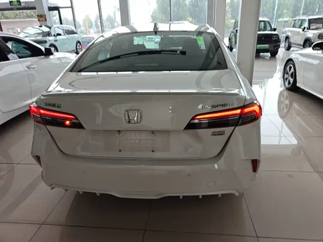 Honda Inspire 2023 260TURBO Elegant Edition — Фото автомобиля 5