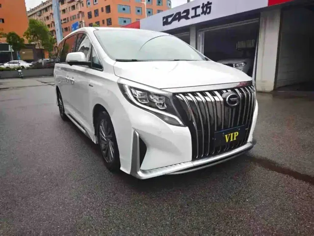 GAC Trumpchi M8 — Фото автомобиля 3