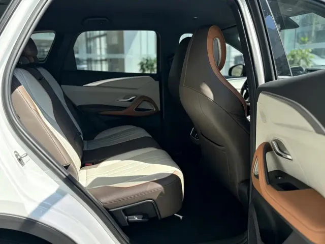 BYD Song Pro — Фото автомобиля 12
