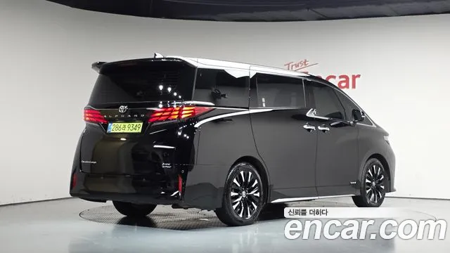 Toyota Alphard Generation 4 — Фото автомобиля 2
