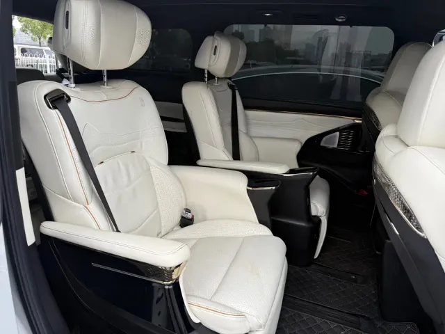 GAC Trumpchi M8 — Фото автомобиля 17