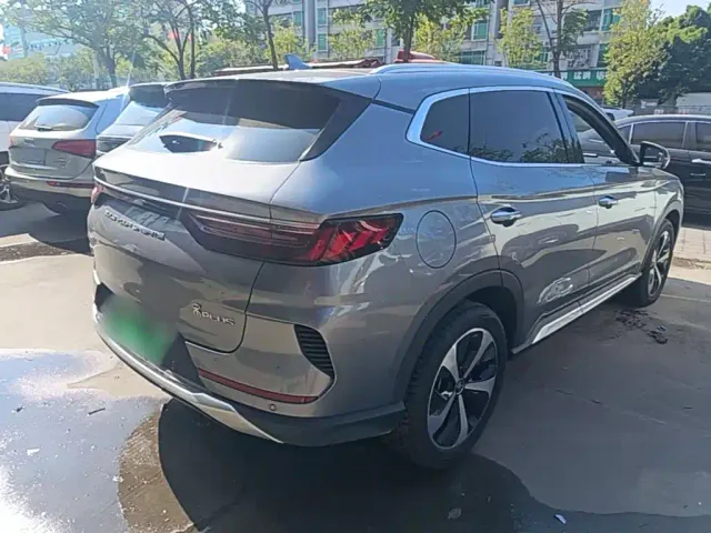 BYD Song PLUS — Фото автомобиля 6