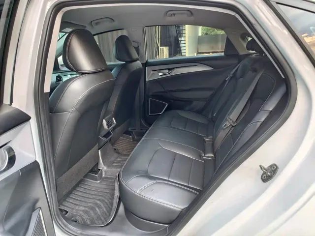 Geely Geometry A — Фото автомобиля 4