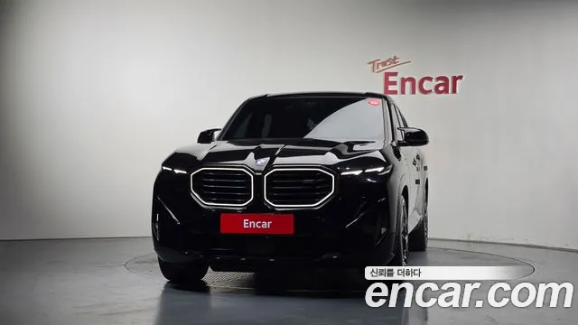 BMW XM — Фото автомобиля 3