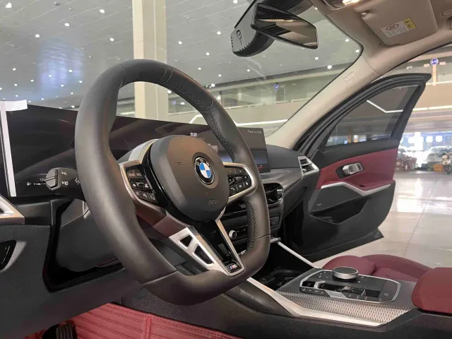 BMW 3 Series — Фото автомобиля 8