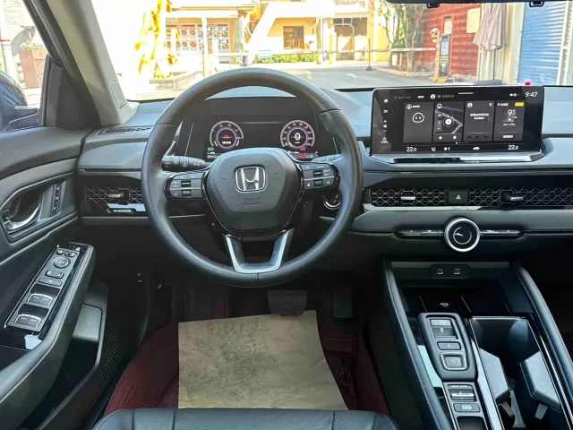 Honda Accord — Фото автомобиля 12