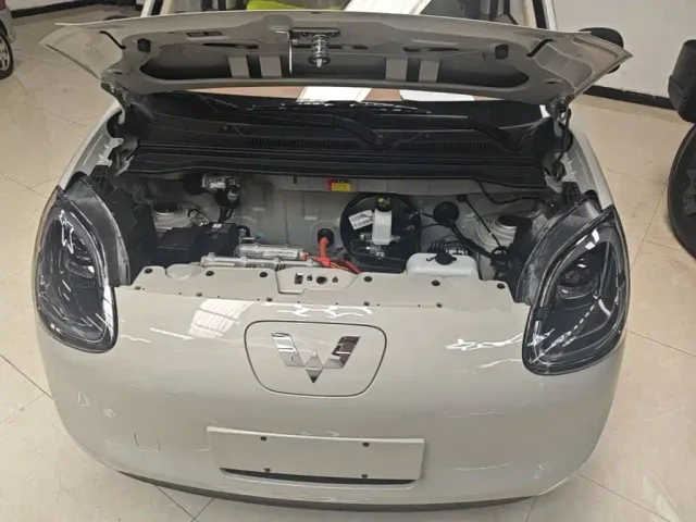 Wuling Hongguang Mini EV — Фото автомобиля 15