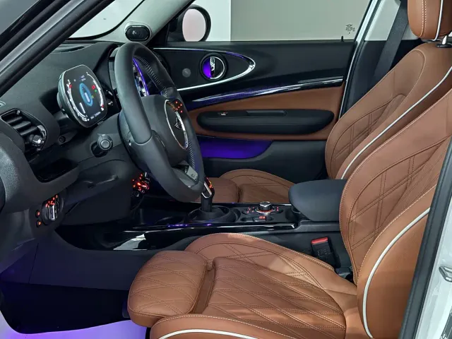 MINI Clubman — Фото автомобиля 12