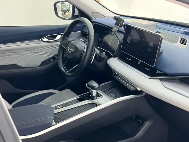 Geely Xingrui — Фото автомобиля 5