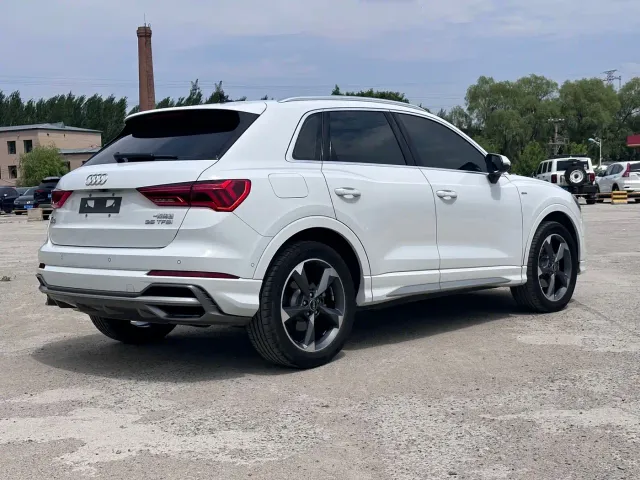 Audi Q3 — Фото автомобиля 7