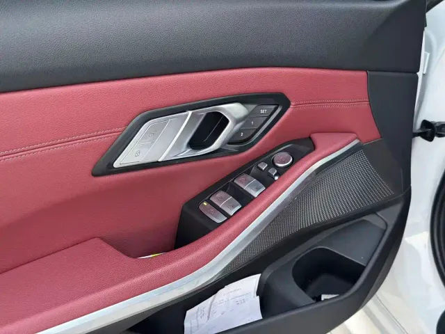BMW 3 Series — Фото автомобиля 5