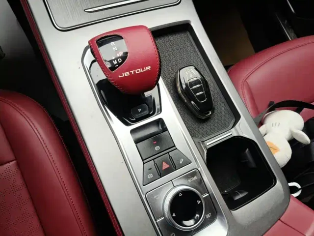 Jetour X70 Plus — Фото автомобиля 13