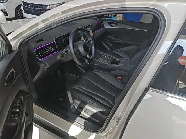 BYD Seal 06 — Фото автомобиля 14