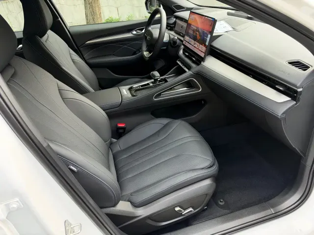 Geely Xingrui — Фото автомобиля 6