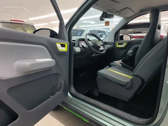 Wuling Hongguang Mini EV — Фото автомобиля 15