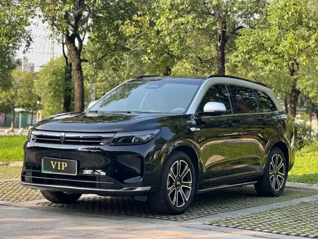 Aito M7 — Фото автомобиля 2