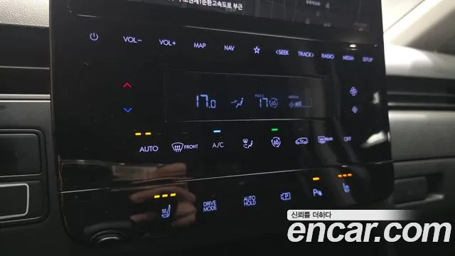 Hyundai Staria — Фото автомобиля 24