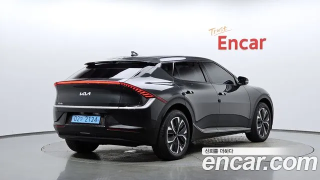 Kia EV6 — Фото автомобиля 2