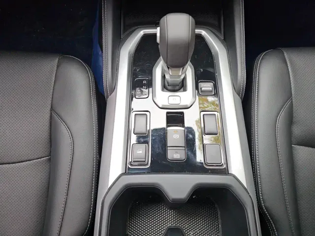 Nissan Navara — Фото автомобиля 18