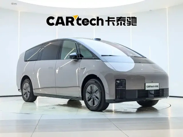 Li Auto MEGA — Фото автомобиля 5