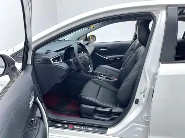 Toyota Corolla — Фото автомобиля 12