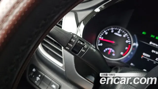 Kia Seltos Seltos Бензин 1.6 турбо 2WD — Фото автомобиля 30