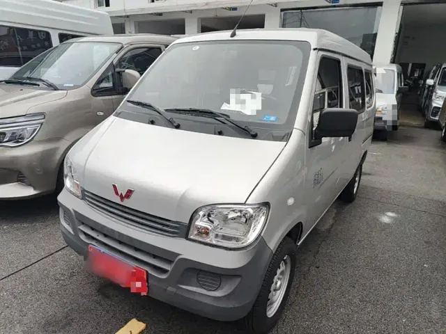 Фотография автомобиля — Wuling Zhiguang