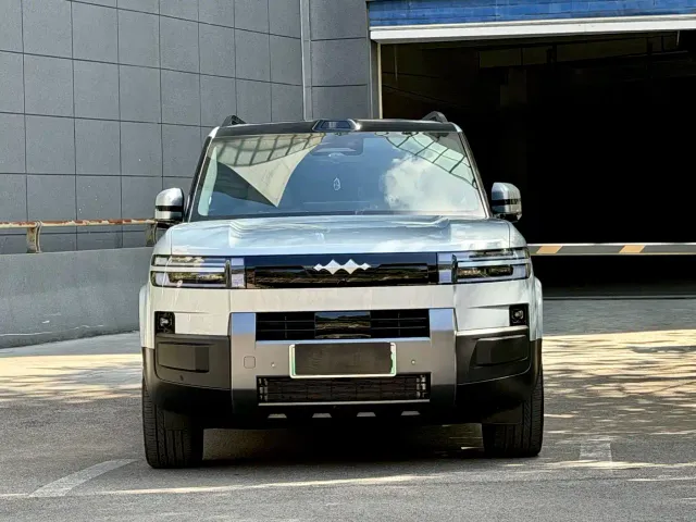 BYD FangChengBao Titanium 7 — Фото автомобиля 2
