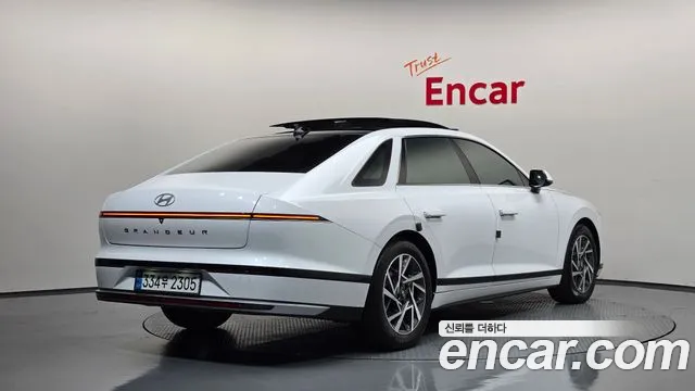 Hyundai Grandeur GN7 — Фото автомобиля 2