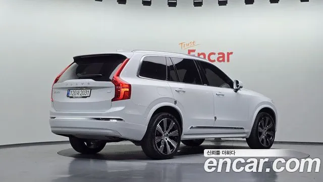 Вольво XC90 — Фото автомобиля 2