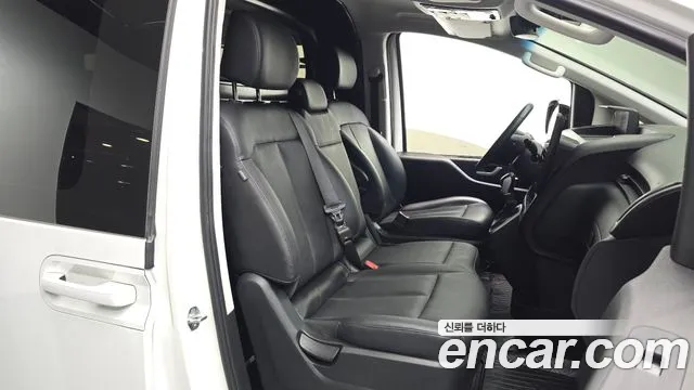 Hyundai Staria — Фото автомобиля 16