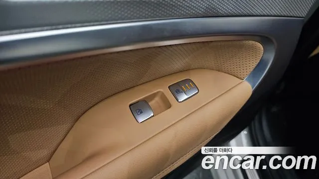 Genesis G70 New — Фото автомобиля 24