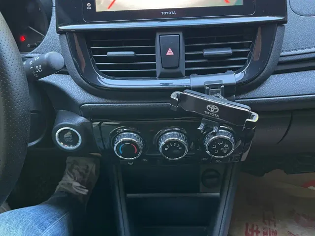 Toyota Vios FS — Фото автомобиля 9