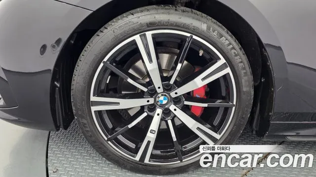 BMW 5 Series G60 — Фото автомобиля 5