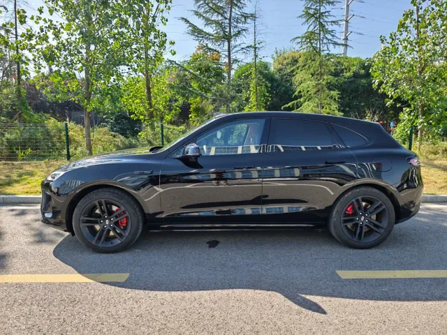 Aito M5 — Фото автомобиля 3